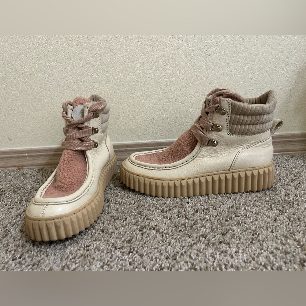 Sam Edelman Reve Fay Leather
Faux Fur Booties Ivory/Butter Size 7.5 Wool Women's